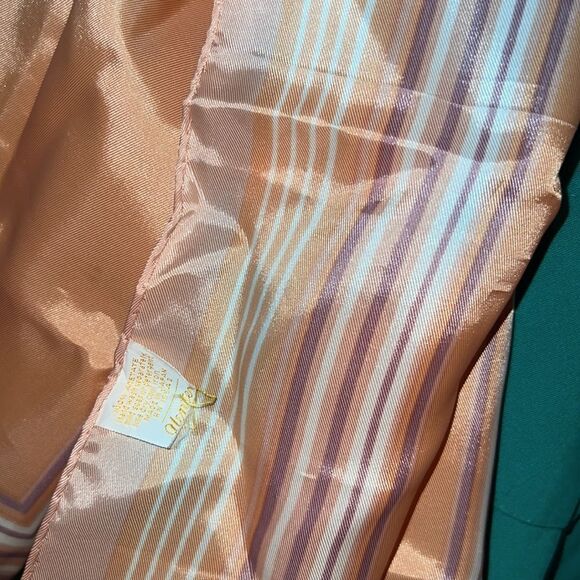 Vintage light peach acetate scarf - Picture 3 of 4